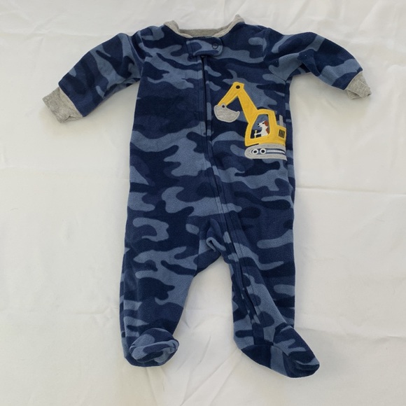 Carters, old navy baby clothes 3 month 10 items - Picture 10 of 12